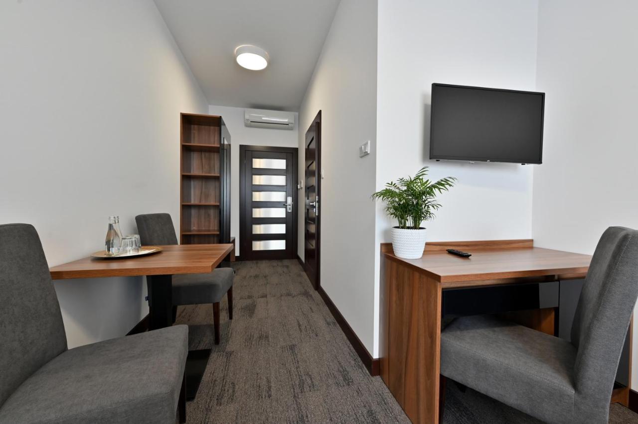 Hotel Terminal Gorzów Wielkopolski Esterno foto